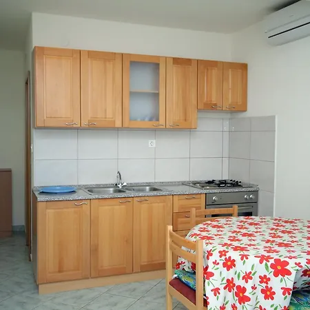Apartmán Rogoznica 5269b *